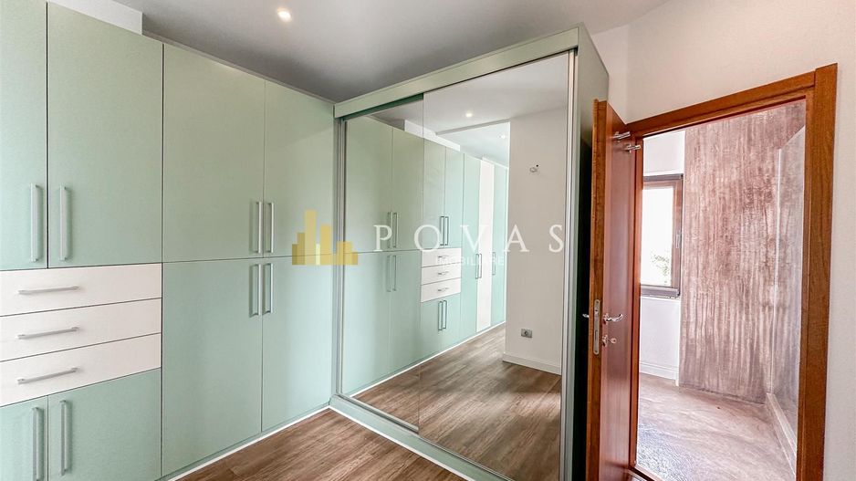 Vanzare Casa Reconsolidata Vatra Luminoasa 5 Camere - Poză 33