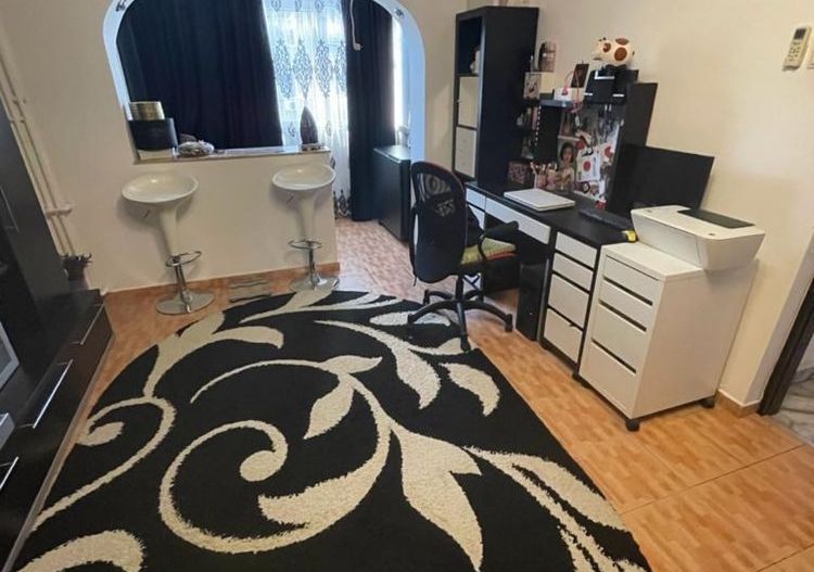 Apartament 2 camere de vanzare Gorjului - Poză 1