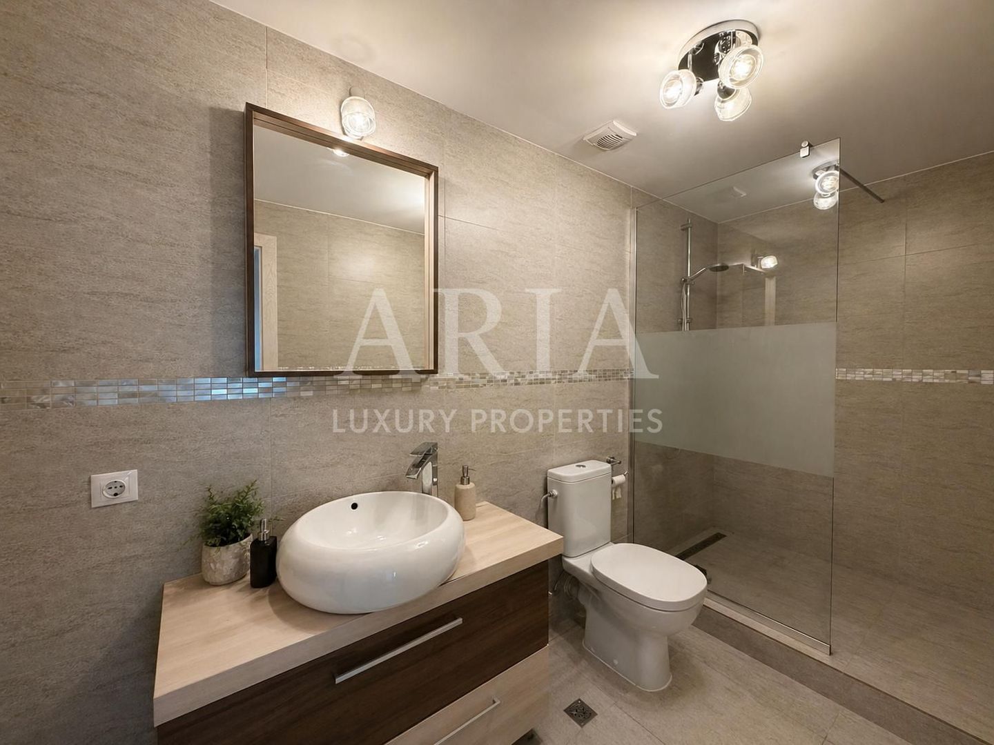 VILĂ INDIVIDUALA LAKEFRONT SNAGOV | POOL - Poză 19