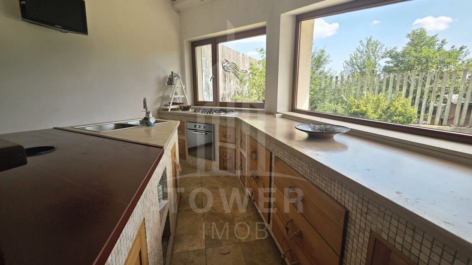 Casă individuală de închiriat - Poză 4