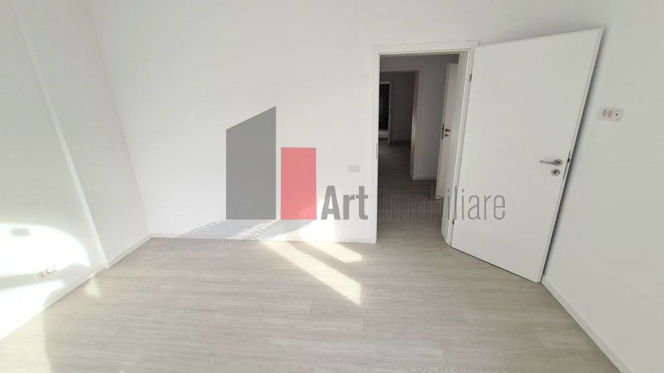 Apartament 3 camere parter de vila Unirii - Poză 2