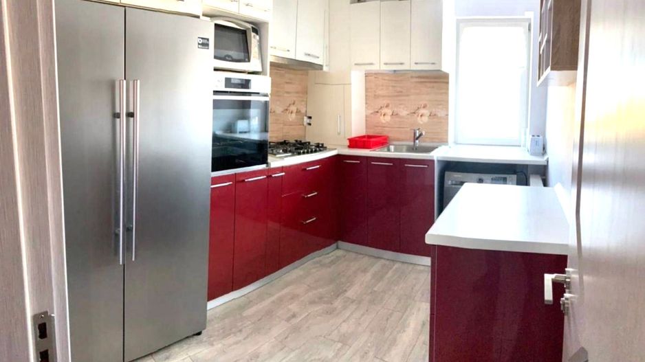 🏡 Închiriez Apartament cu 3 camere, bloc nou, parcare inclusă, vedere Parc Teil - Poză 3