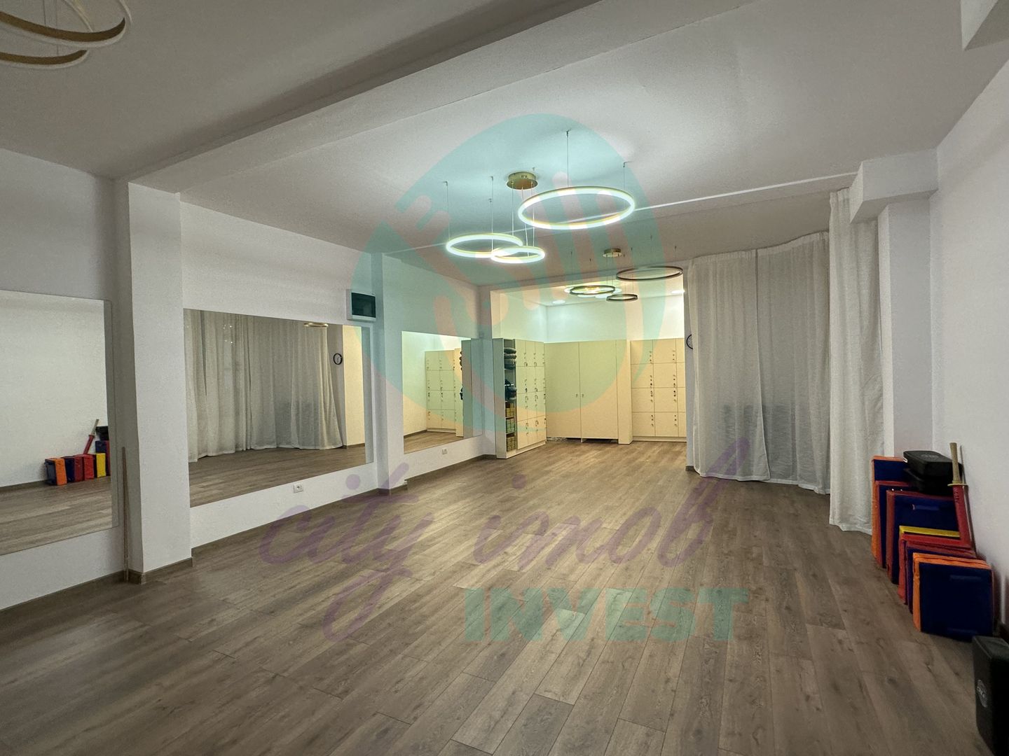 Casa multifunctionala la 9 minute de metrou Eroii Revolutiei - Poză 19