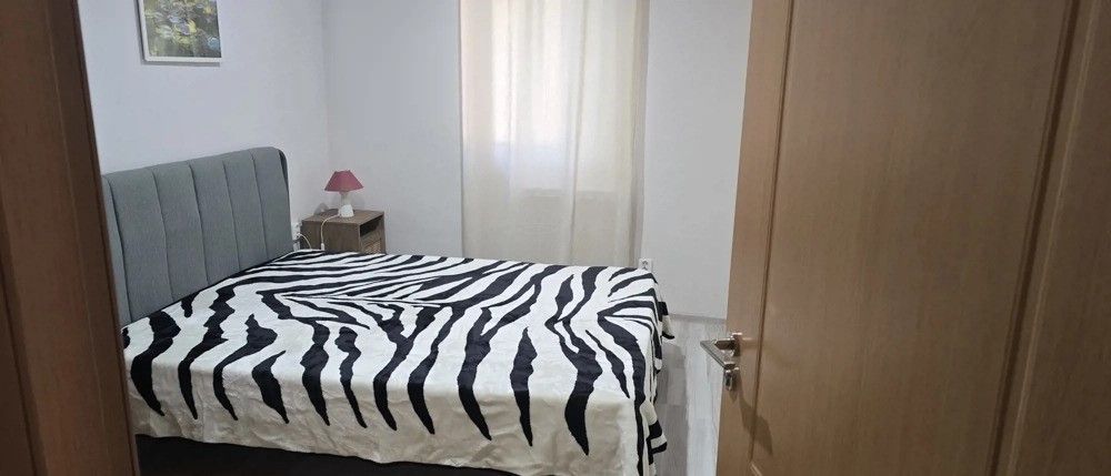 Vila cu 3 camere, zona Baba Novac - Poză 7