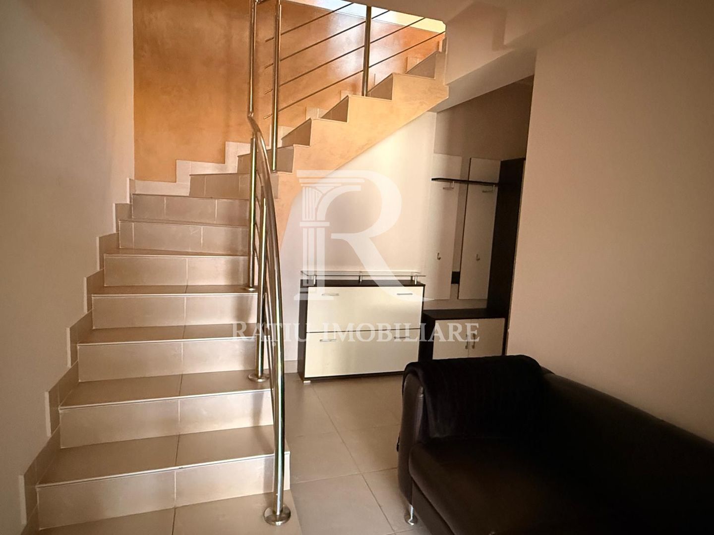 Casa cu 3 camere de inchiriat | Pet Friendly  | Zona Centrala - Poză 9
