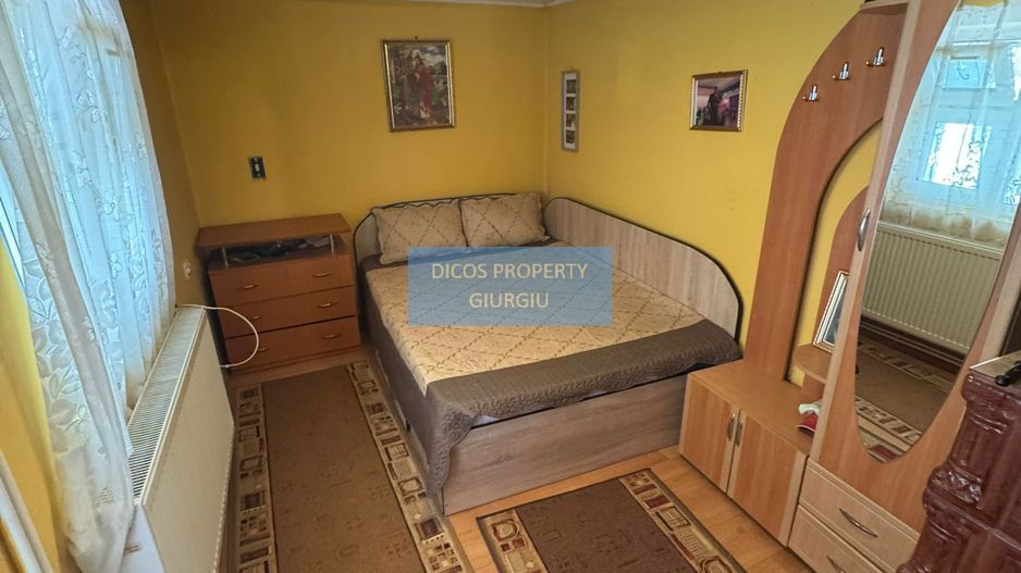 De Vânzare - Casă, Strada Griviței - Poză 13