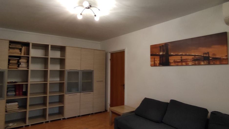 Apartament 3  camere, etaj 2, parcare inclusa, zona Policlinica Titan - Poză 5