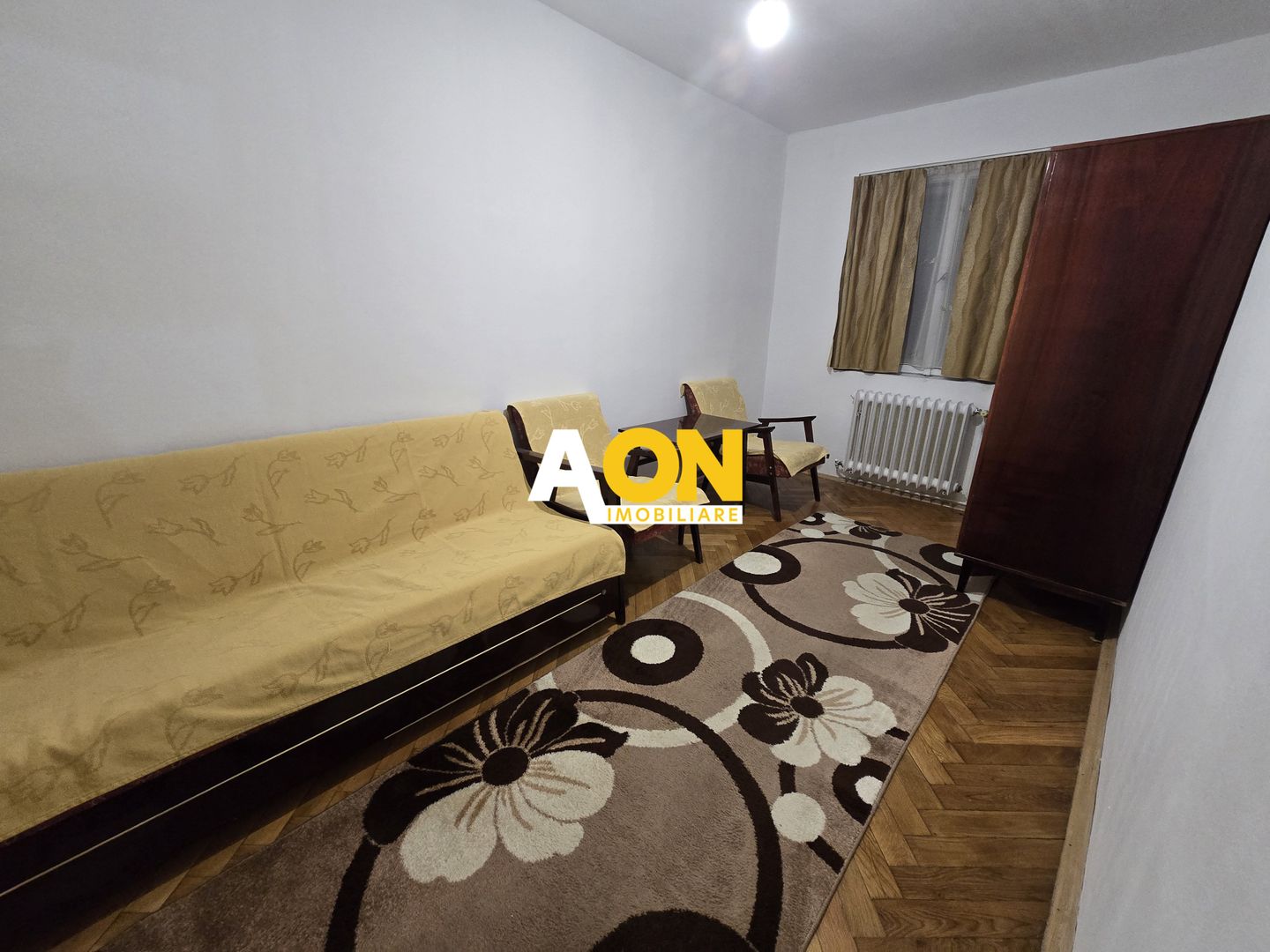 Apartament cu 3 Camere, Etaj 1, Zona Cetate - Poză 5