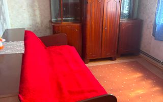 Apartament cu 3 camere – zona centrală - Poză 3
