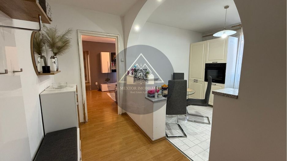 Apartament 3 camere, Medias - Poză 2
