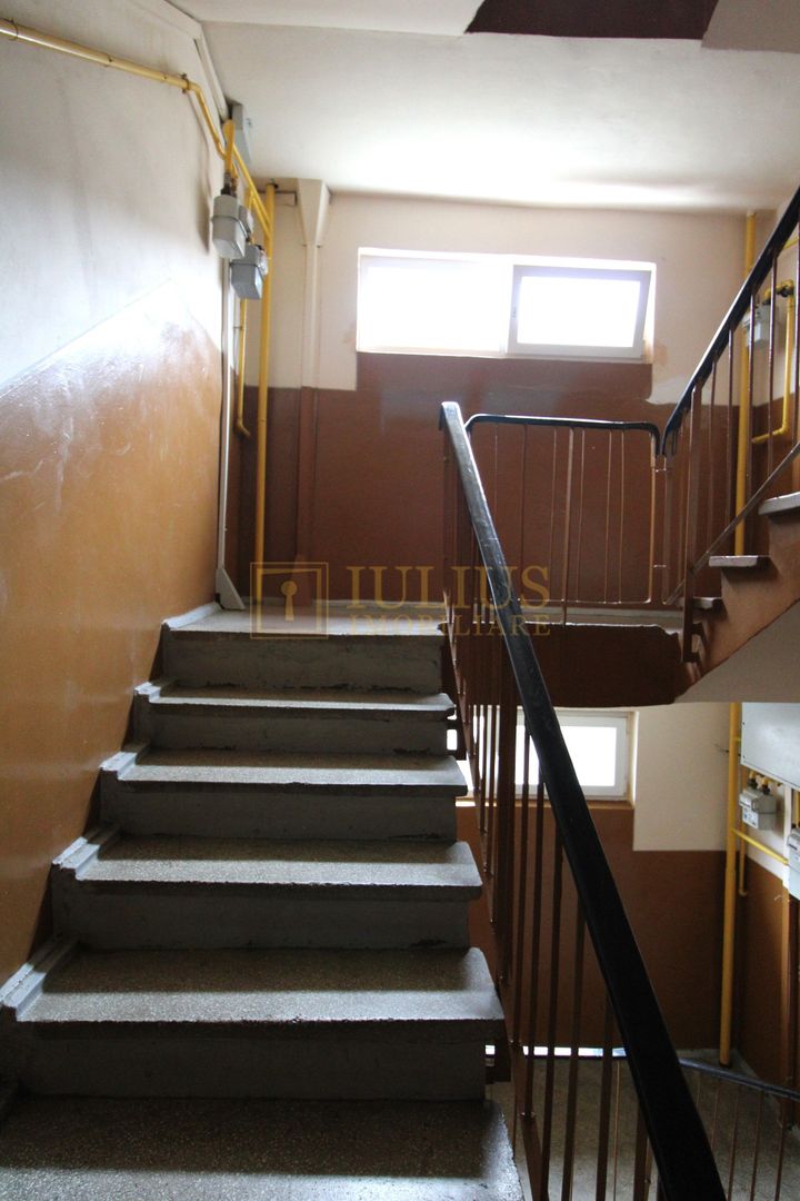 Cf 1, centrala proprie, balcon, intr-o zona linistita din Complex-ul Studentesc. - Poză 21