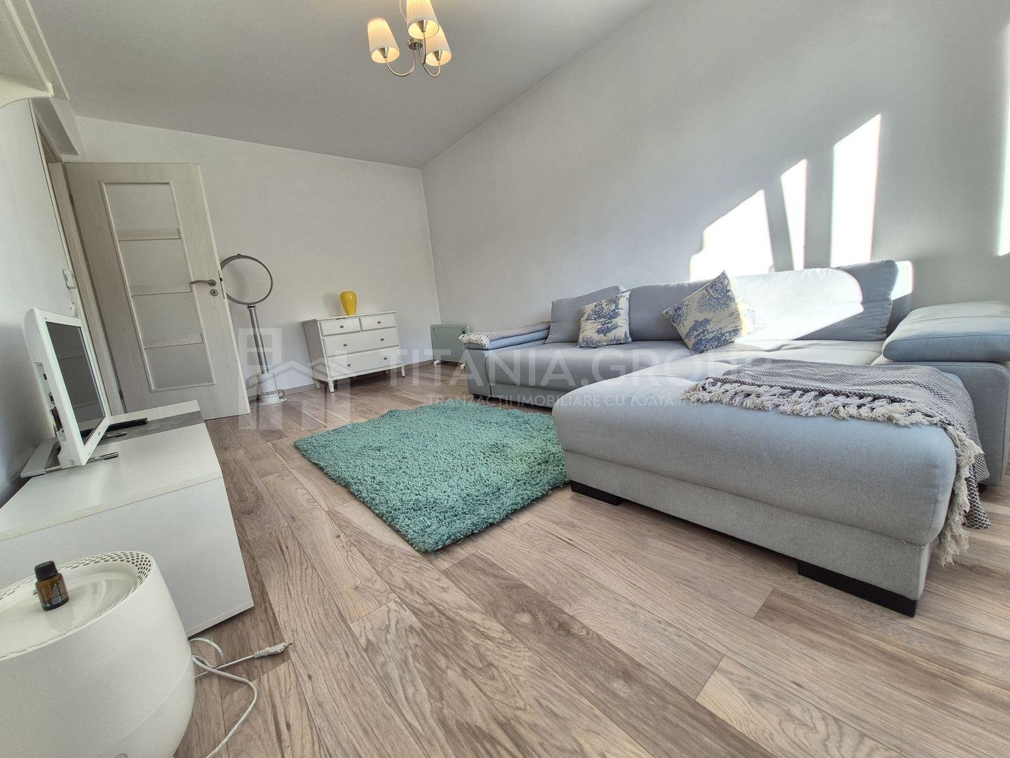 Apartament decomndat spațios | 2 Camere |  Griviței | Parcare | Priveliște Tampa - Poză 5