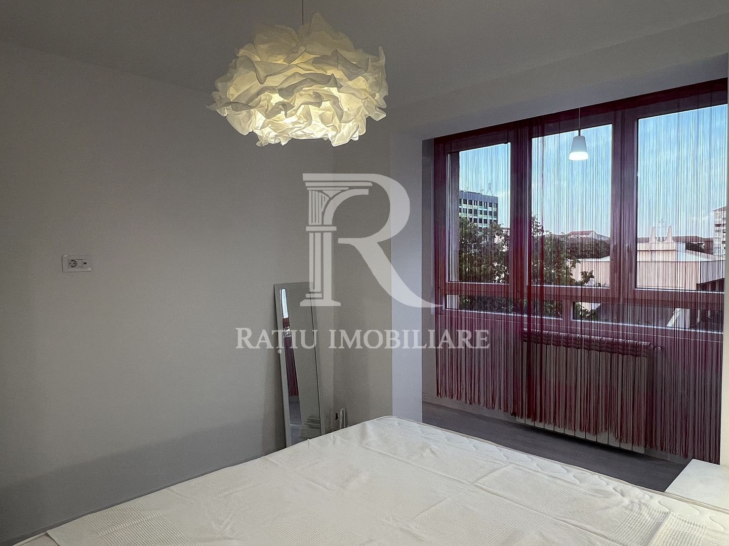 Apartament cu 2 camere | Strada Iza | Rogerius | Oradea - Poză 10