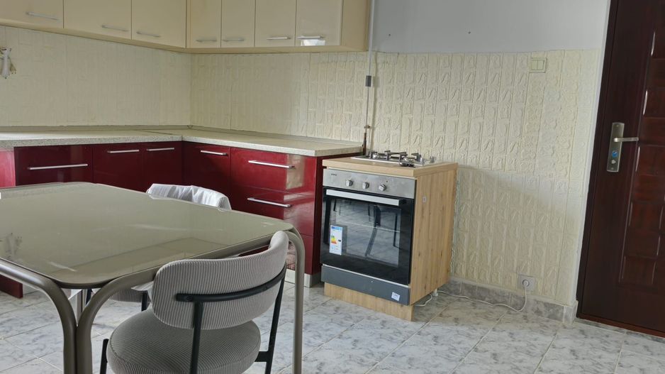 De inchiriat apartament spatios, zona Garii, et. 3, 490 euro negociabil - Poză 12