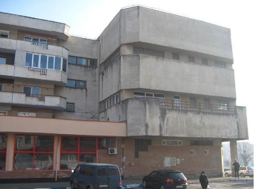 Cladire comerciala Turda - Poză 1