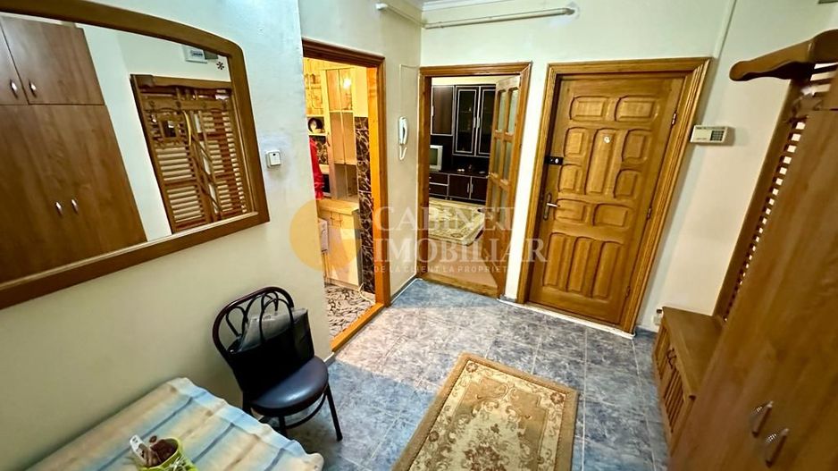 2 Camere Decomandat Prima Statie Nicolina 2 - Bloc 1984 - Poză 10