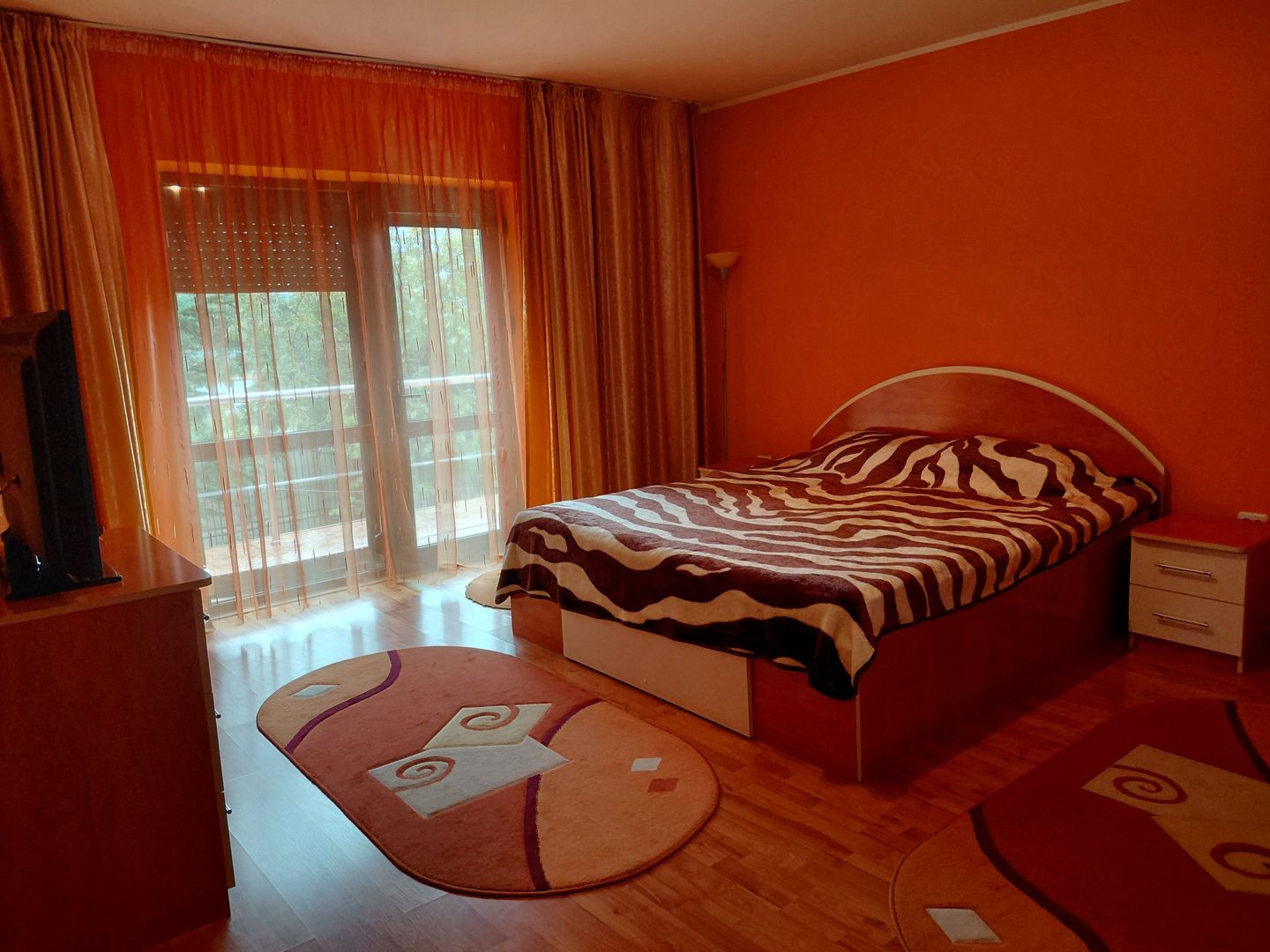 Casă Spațioasă P+1+M, 265 mp Utili, 1000 mp Teren – Toate Utilitățile, Vânători - Poză 23