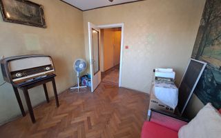 Etaj 2, Spitalul Judetean -Casa Tineretului 3 camere - Poză 5