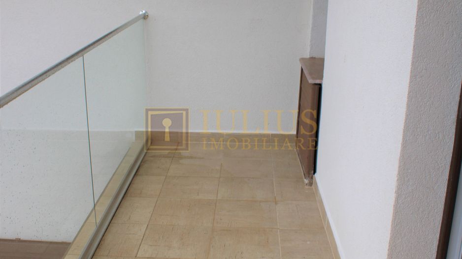 Imobil deosebit, curte spatioasa, centrala proprie, loc de parcare! - Poză 17