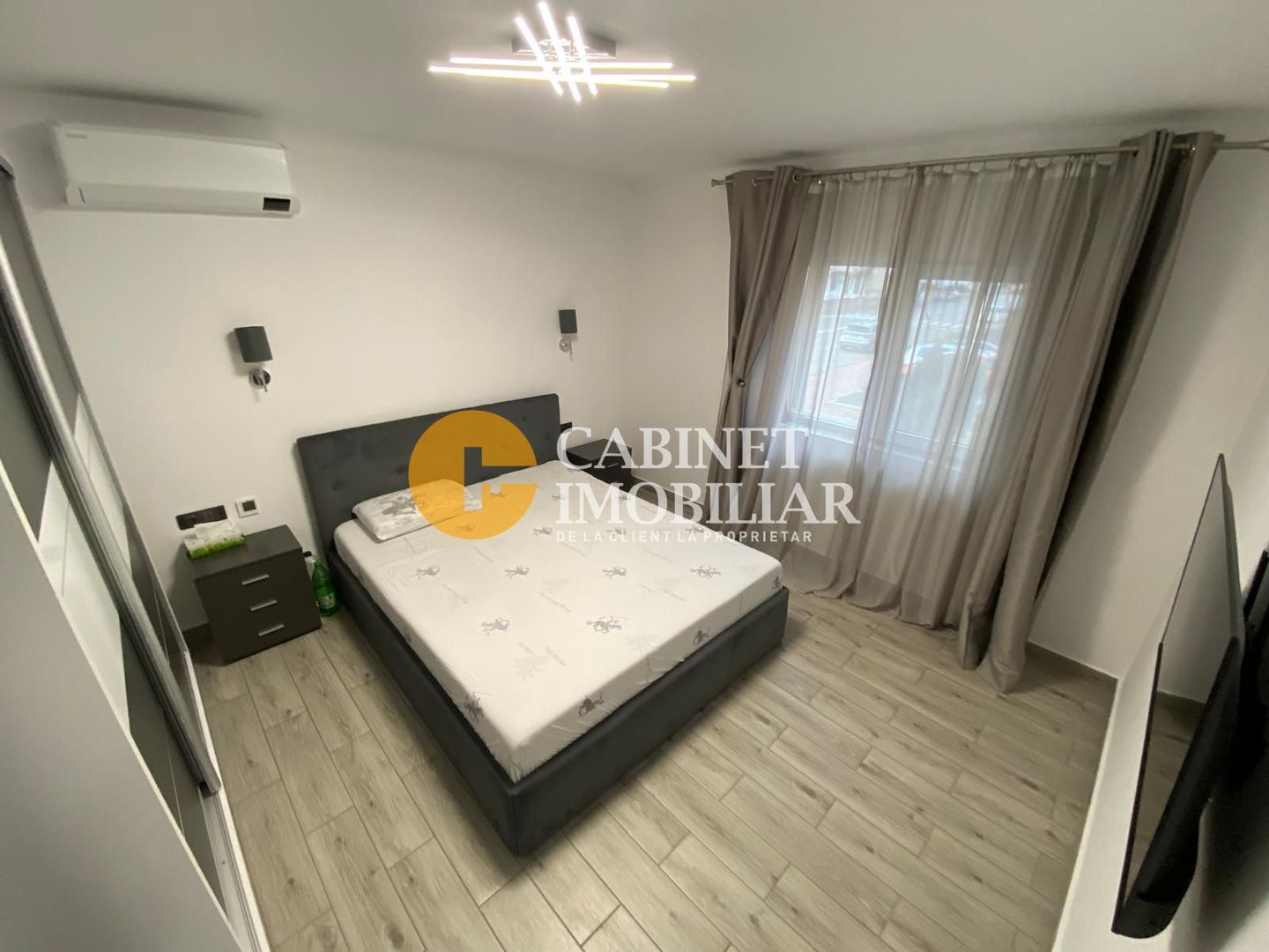 GARA BLOC TIP VILA - 2 CAMERE DECOMANDAT  - MOBILAT SI UTILAT - Poză 1