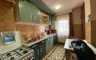 Apartament spatios cu 3 camere, zona Liana Bucovinei - Poză 5
