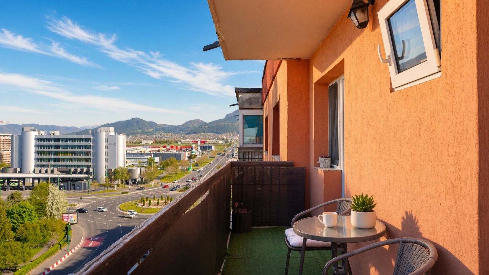 Apartament cu 3 decomandat de vânzare pe Calea Bucuresti 63 mp+balcon - Poză 6