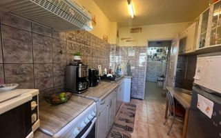 Apartament 3 camere, decomandat - Poză 6