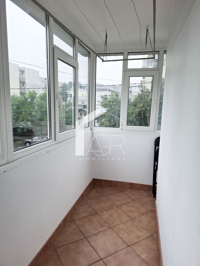 Garsoniera, etajul 1, zona Malu Rosu - Poză 10