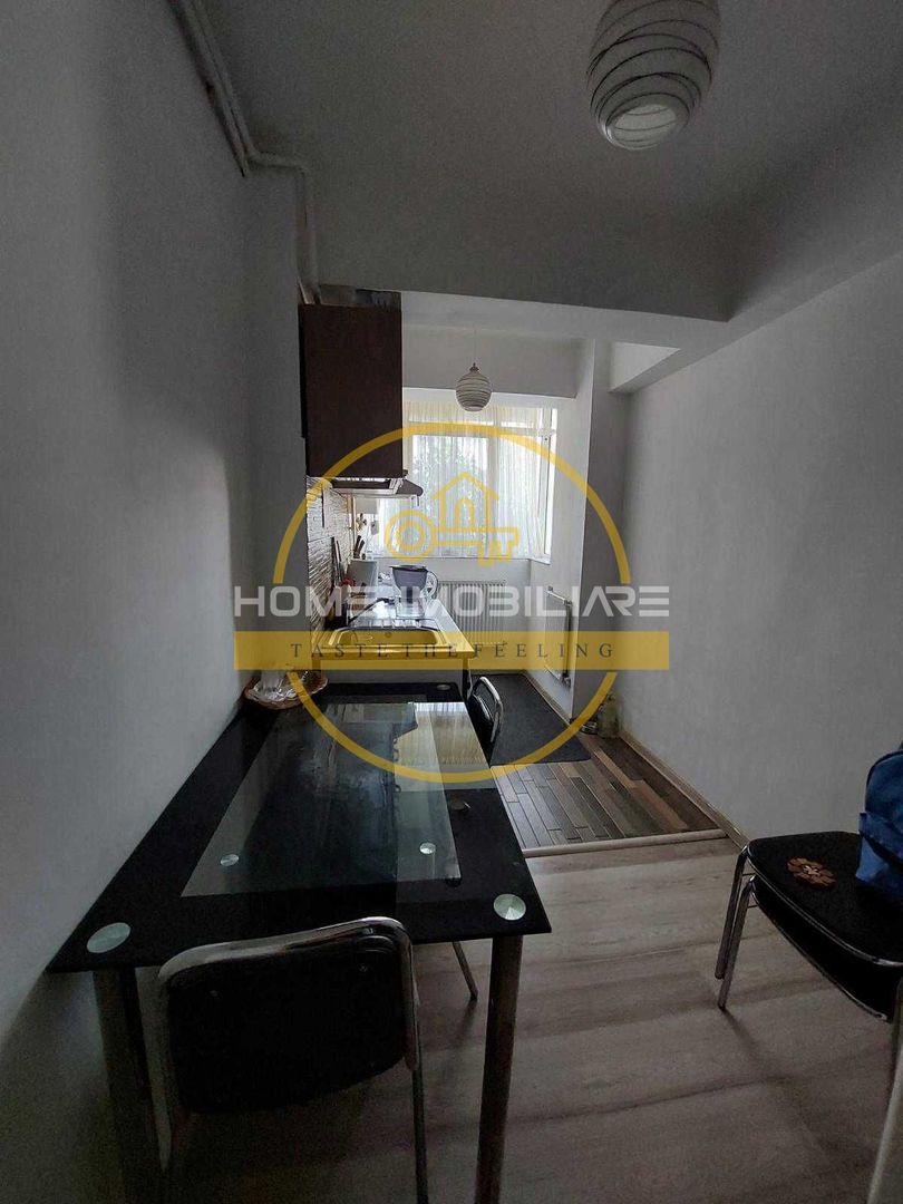 Alexandru Cel Bun Apartament 2 Camere Decomandat Etaj Intermediar Lift - Poză 4
