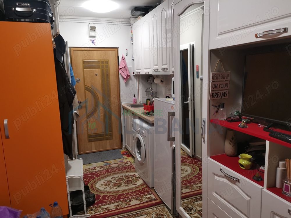 Garsoniera mobilata și utilata tip cameră de cămin cu baie proprie - Poză 9