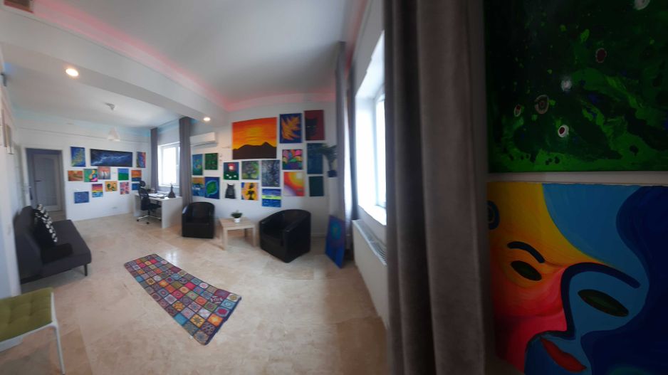 Studio Piata Romana, renovat complet, vedere panoramică dublă - Poză 2