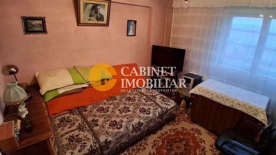 3 camere decomandat, ultracentral, etaj intermediar Iasi - Poză 1