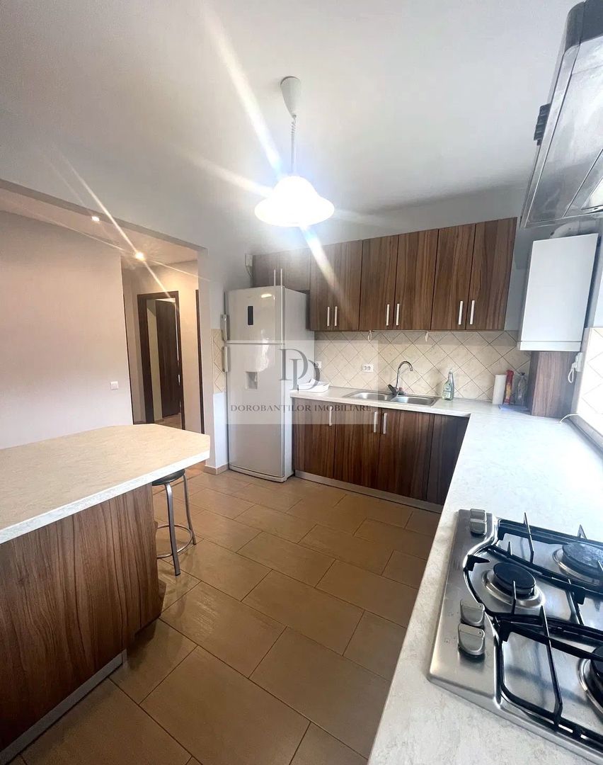 Apartament cu 3 camere în vilă | Parcare inclusă | Zona Europa - Poză 6