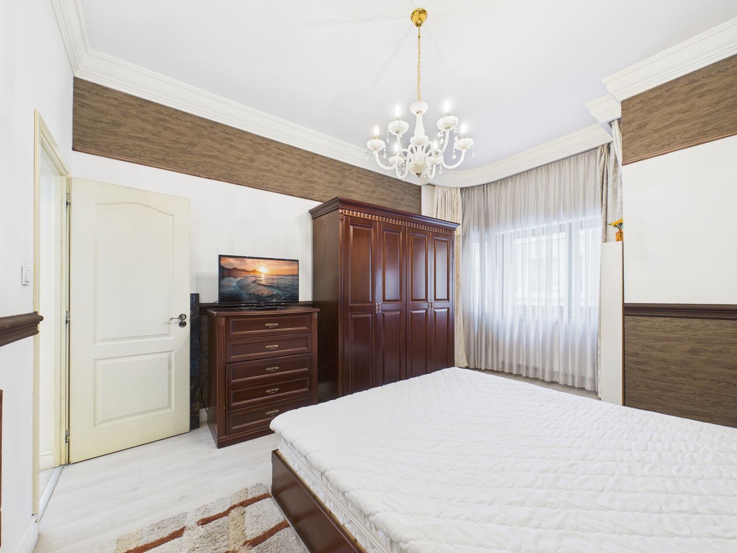 Apartament cu 3 camere langa parcul Cismigiu la 2 min de Metrou Izvor - Poză 25