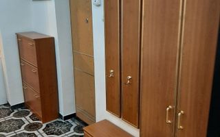 Închiriez apartament 2 camere, Decebal, mobilat, loc de parcare - Poză 8