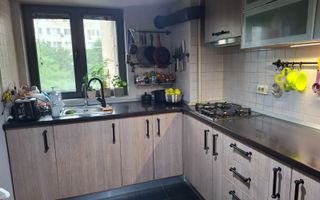 Vânzare apartament 3 camere Obregia - Poză 8