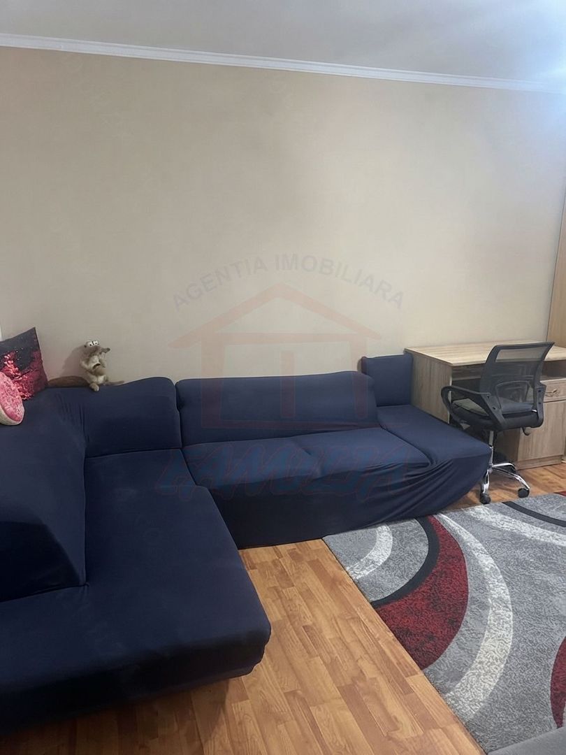 Apartament cu 2 camere de vânzare, Micro 16, etaj 2 - Poză 3