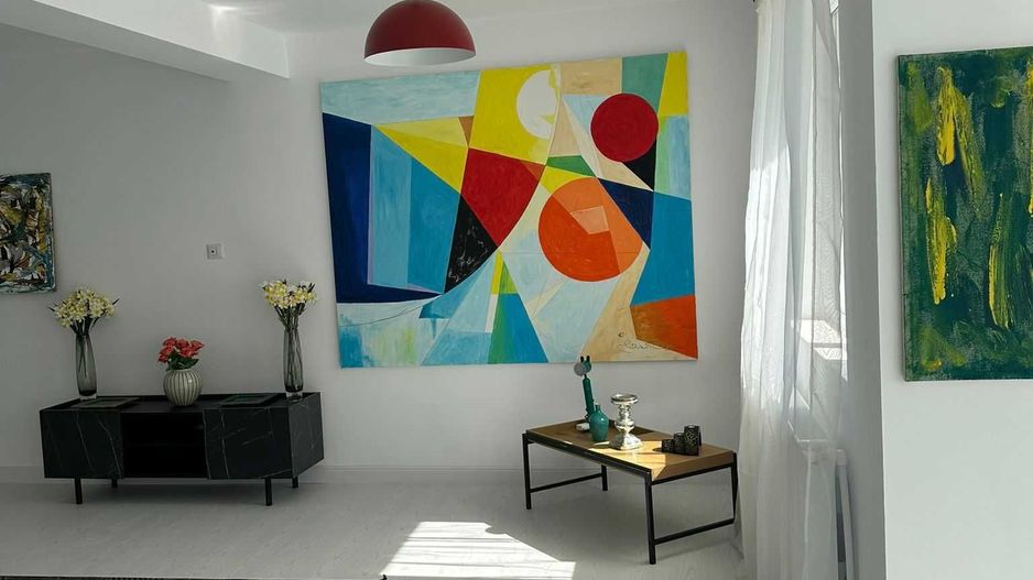 Casa deosebita  D+P+E+M zona centrala - Poză 1