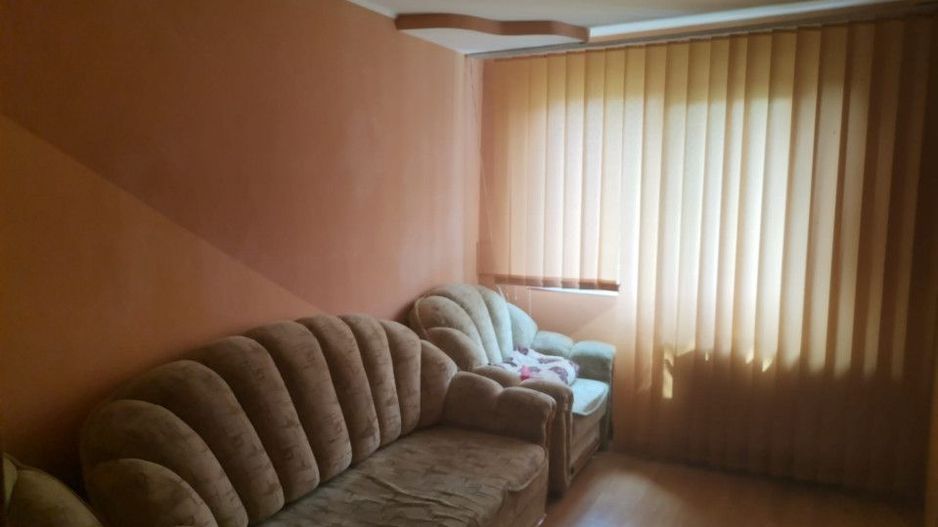 Vanzare apartament 2 camere, Razboieni - Poză 2