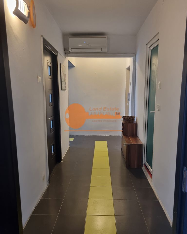 2 camere Lujerului ( 3 minute metrou-1981 ) - Poză 2