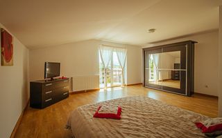 Exclusivitate - Sanpetru, casa cu priveliște deosebită - Poză 7