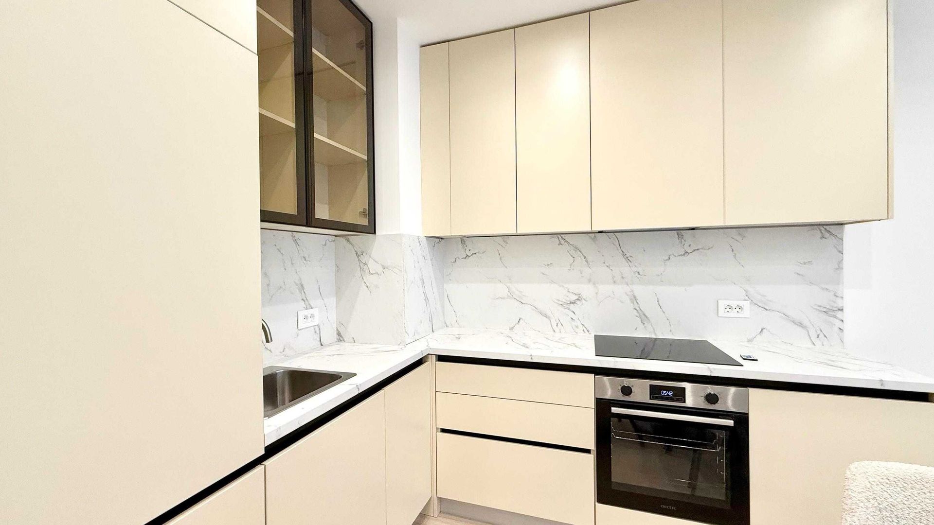 Apartament 2 camere nou, lux, parcare subterană – Aviatiei Tower - Poză 3