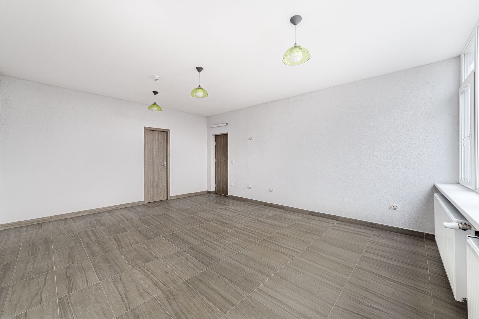 Cladire apartamente de inchiriat - Poză 11