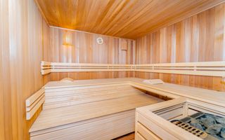 Casă în Chișinău, de vânzare, cu suprafața de 270 m2 pe teren de 6 ari or. Codru. - Poză 19
