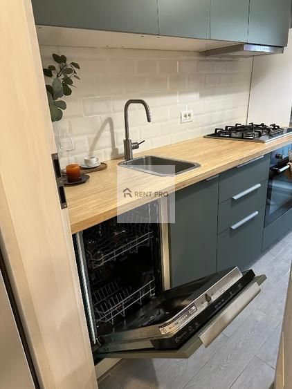 Garsonieră de vânzare – Plaza Residence 139.000 € Etaj 10/12 - Poză 2