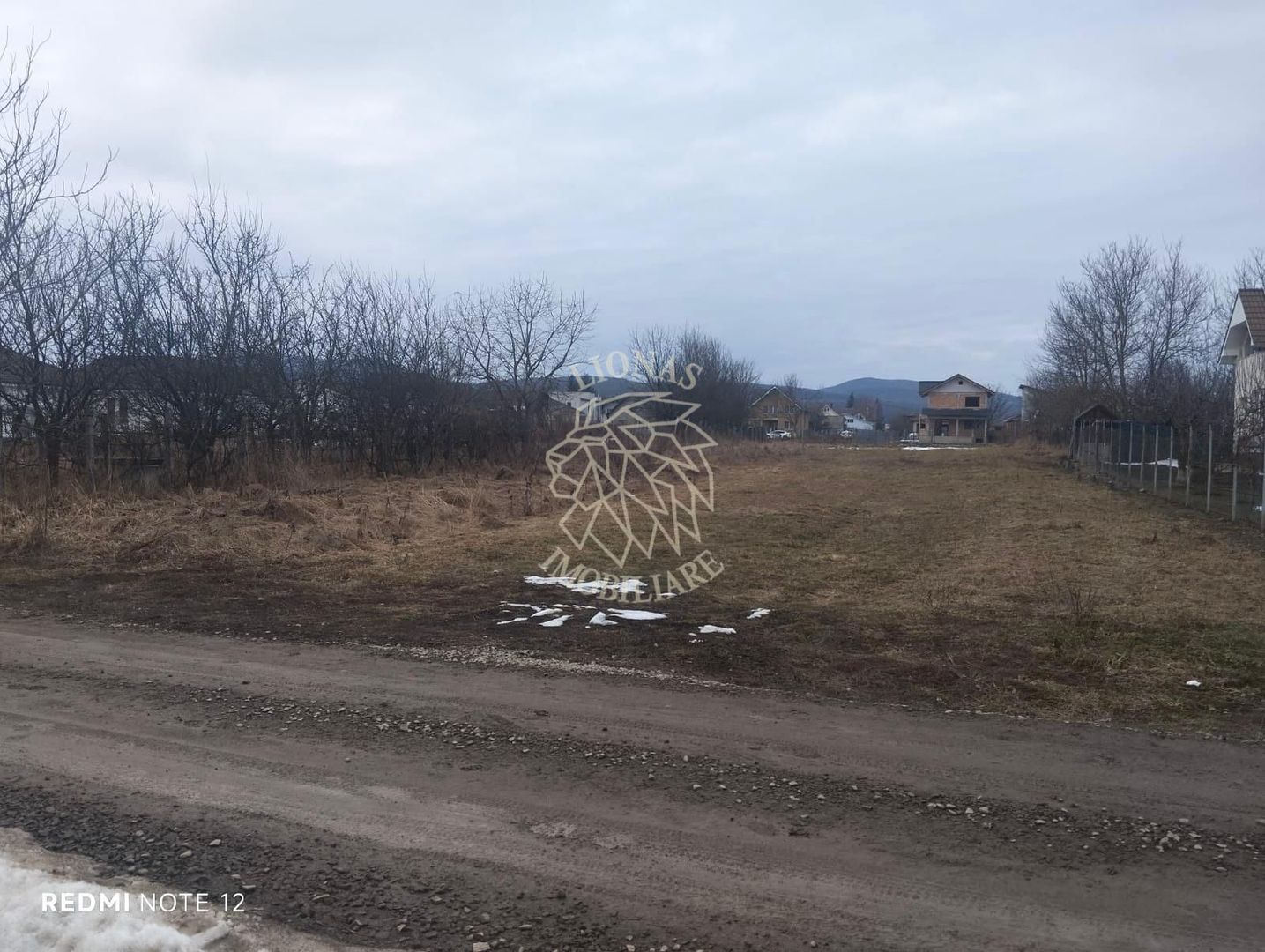 Teren 1750 mp-ideal casa P+2-zona linistita-Unirea - Poză 1