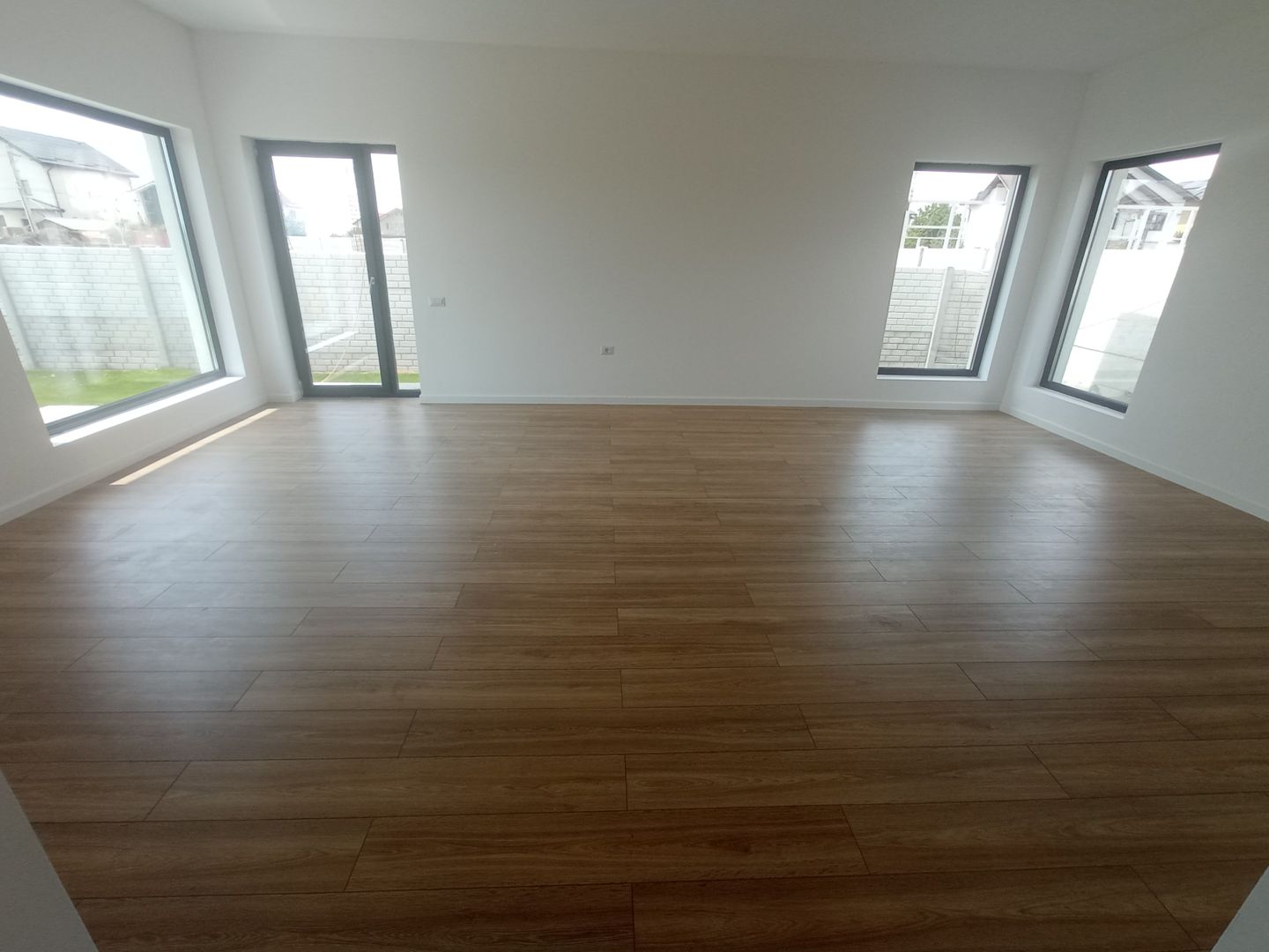 CASA SINGULARA DOMNESTI,FINALIZARE AUGUST, TOATE UTILITATILE, COMIS 0% - Poză 8