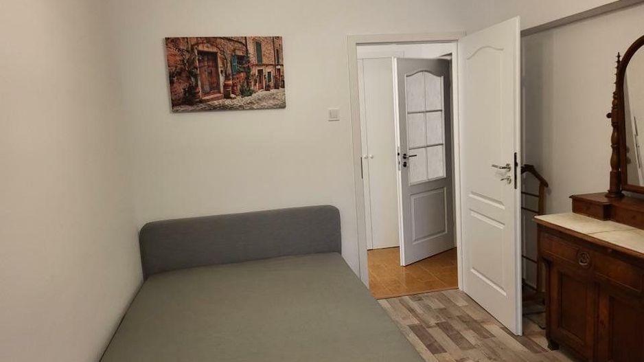 Apartament 2 Camere Renovat 2024 - Poză 3