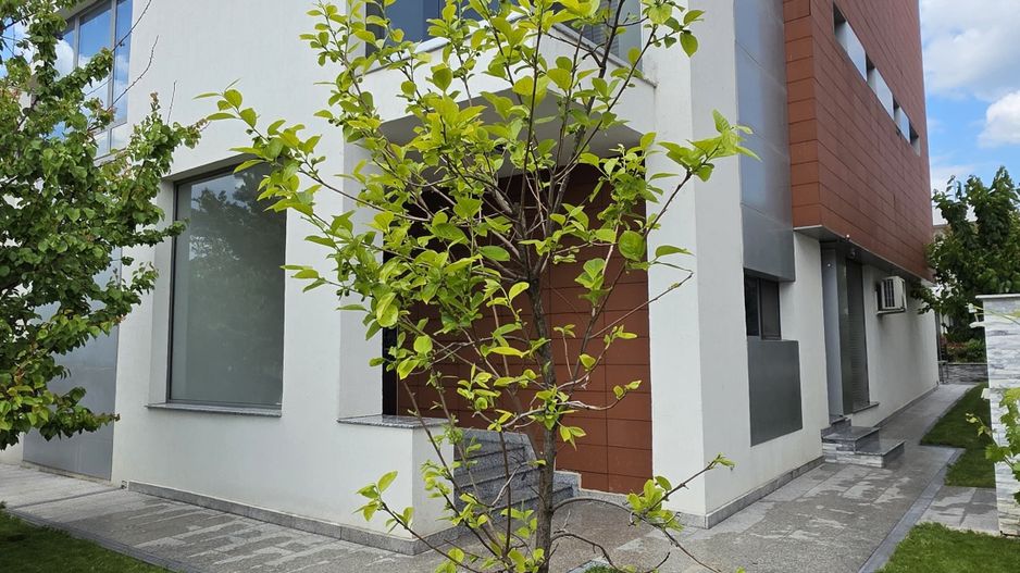 Vânzare | Vila cu vedere dublă la lac – Greenlake Residence - Poză 1