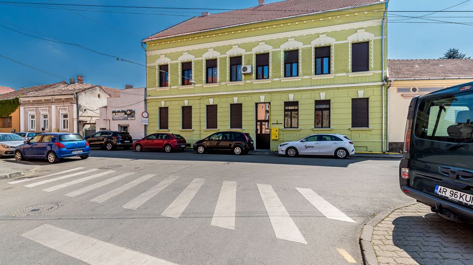 Apartament central 43 mp | Piața Catedralei – Reconcilierii - Poză 1
